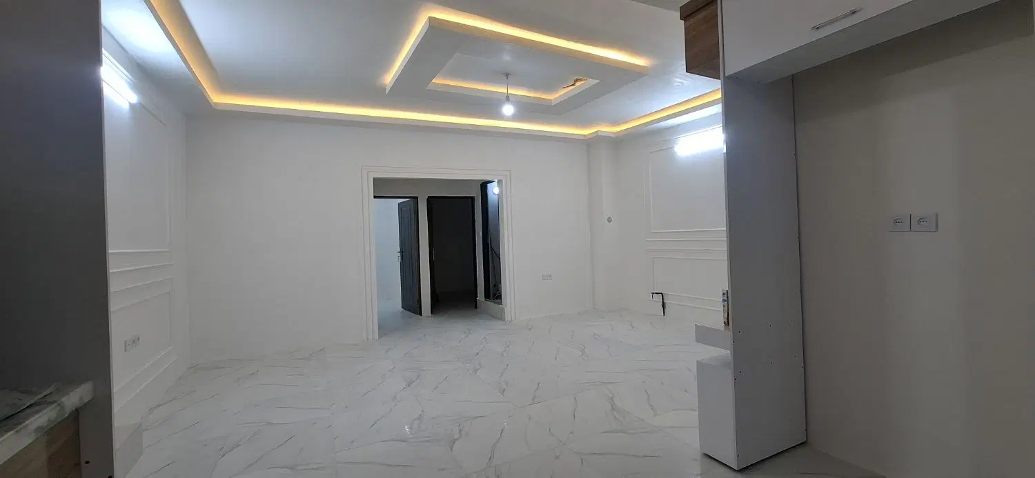 اپارتمان نوساز شیک دو خواب 80 متر