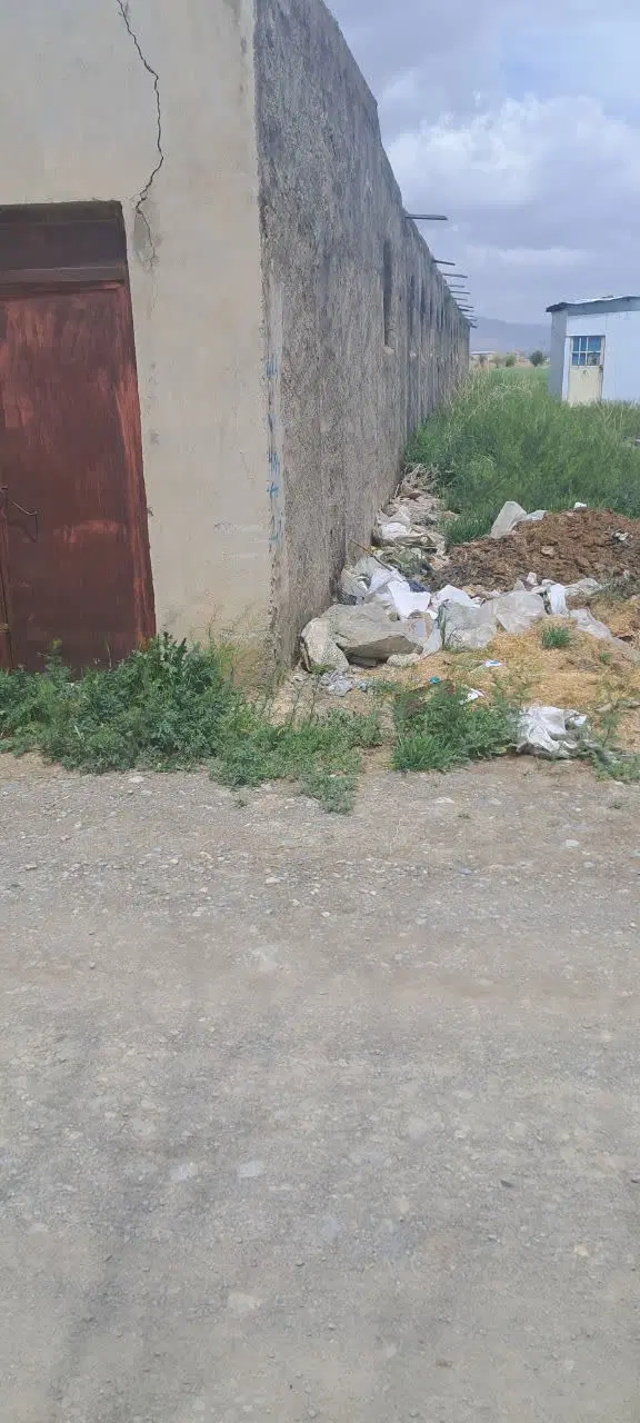 سالن ۲عدد ۵۰۰متری با واحد مسکونی