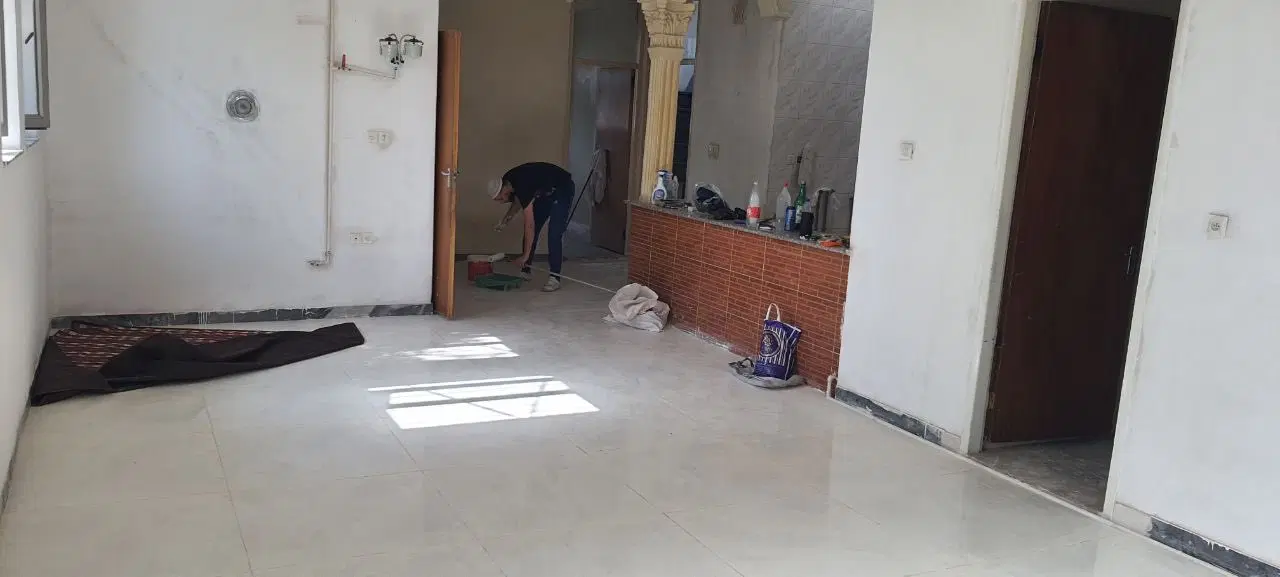 فروش ویلایی معلم بر خیابان۲۰ متری  ( دو بر) فاز یک