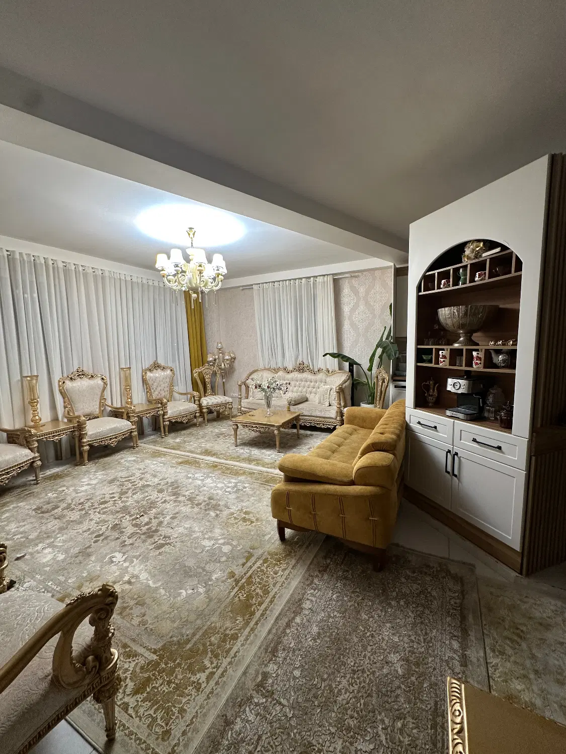 آ‌‌پارتمان الماس اندیشه