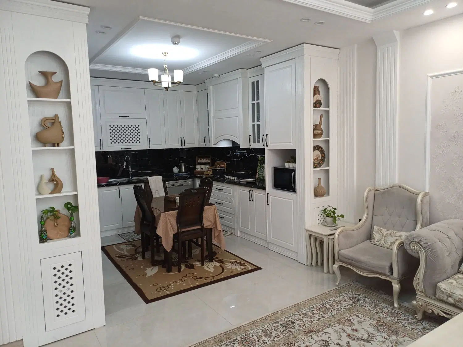 آپارتمان ۱۰۵ متری فول امکانات