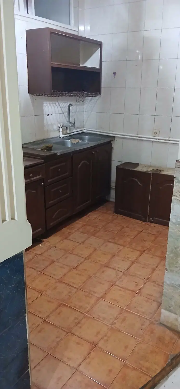 70 متر  حصارک بالا بلوار خوارزمی