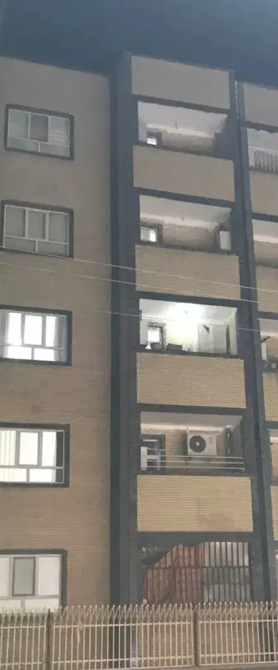 آپارتمان فرهنگیان  خ دانش