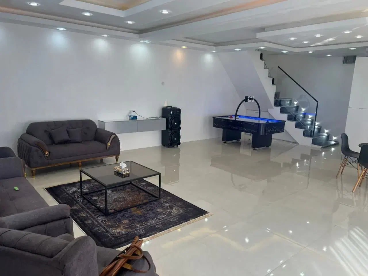 اجاره روزانه_هفتگی ویلا استخردار رشت