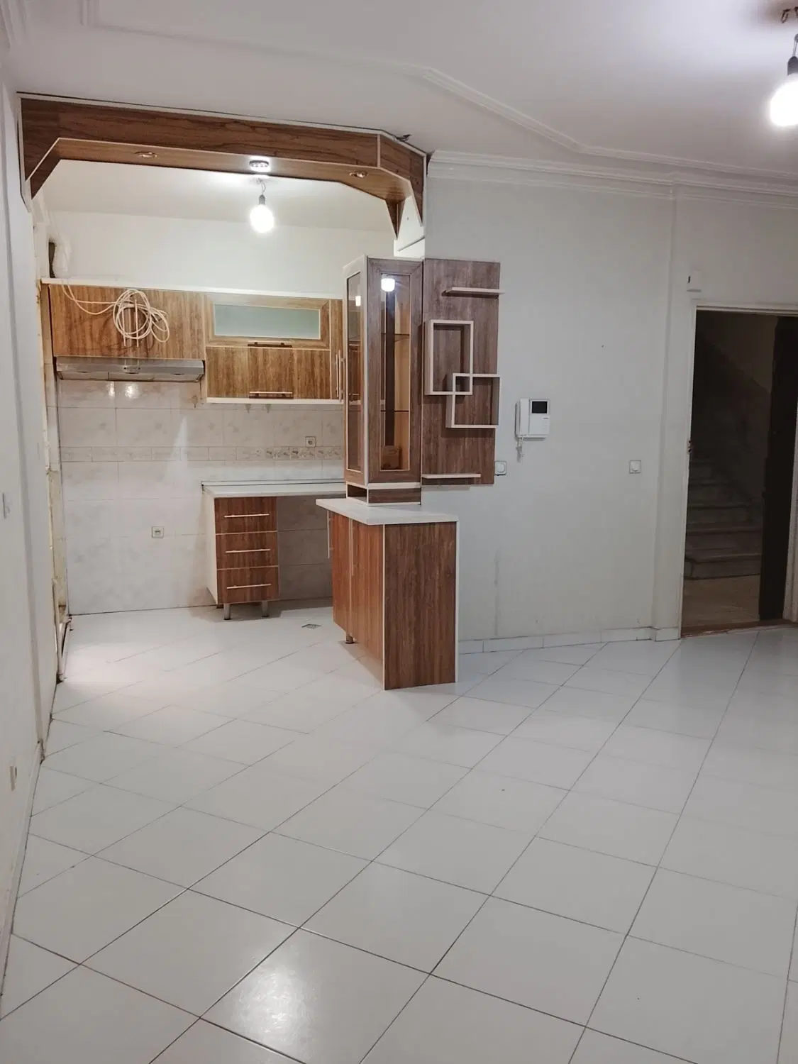 ۵۶مترتکواحدی آذربایجان نزدیک مترو نواب