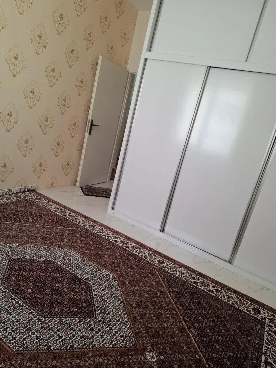 آپارتمان سیلاب بن بست هشتم