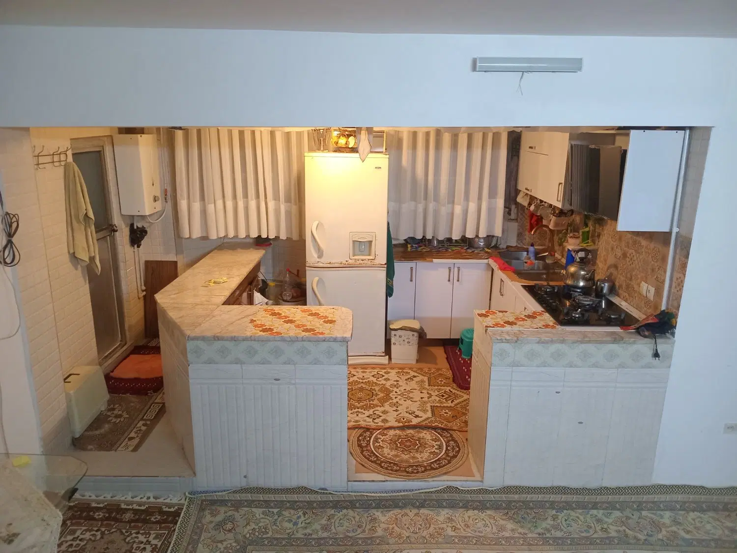 منزل ویلایی در۳طبقه سر دونبش