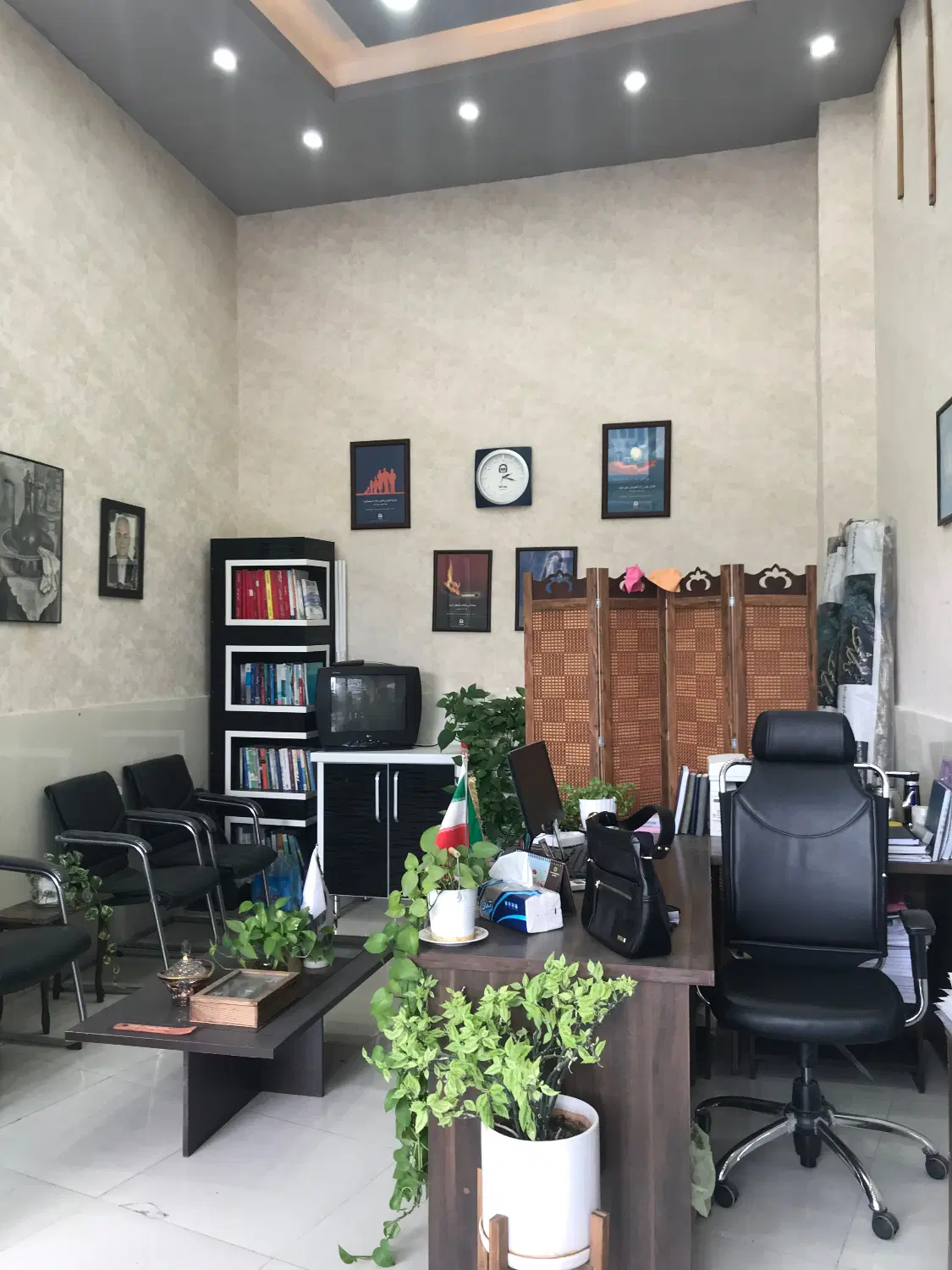 رهن و اجاره مغازه 29متری فول باموقعیت و قیمت مناسب