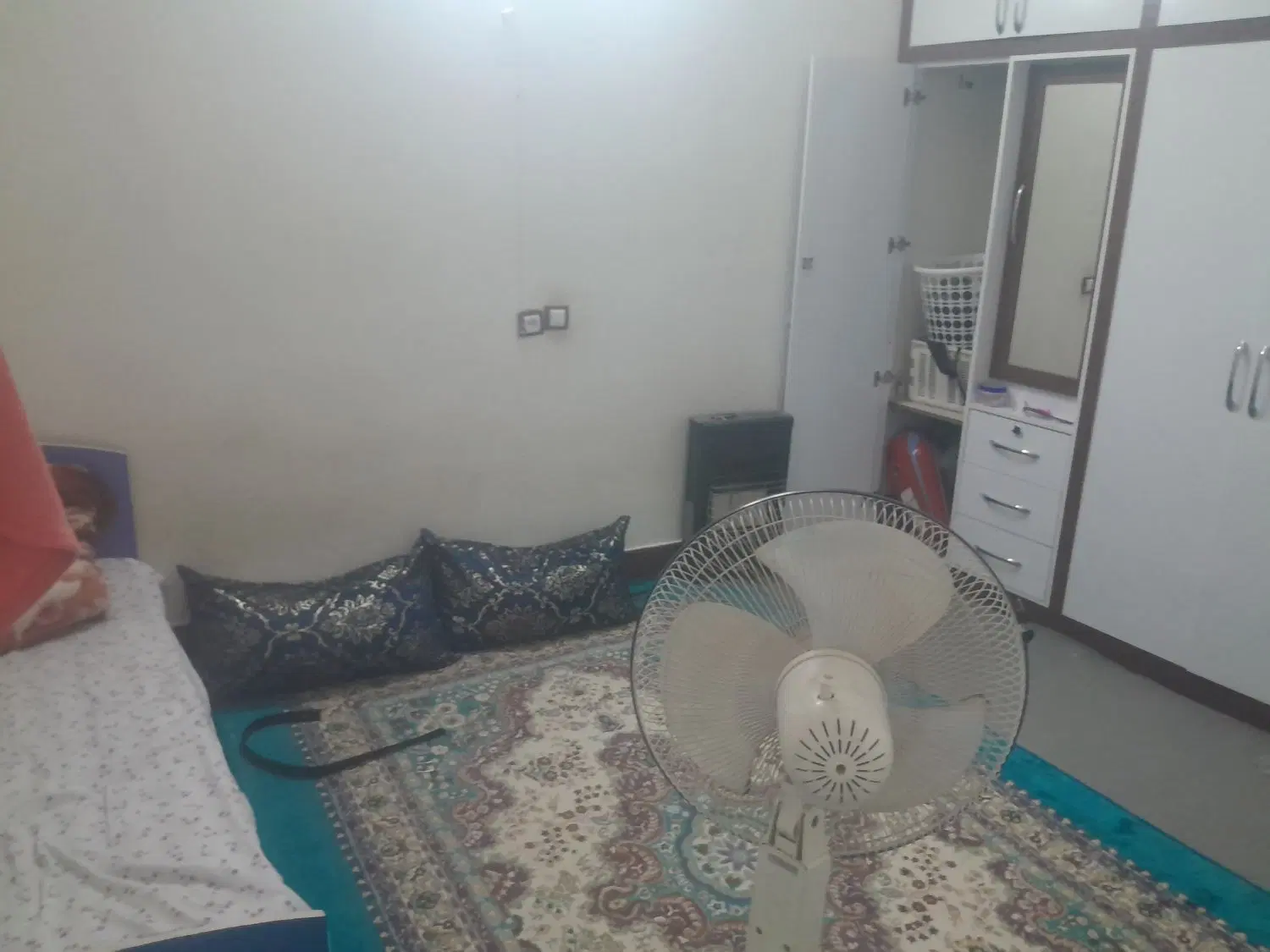 منزل فروشی دربستی  ۱۴۰ متری