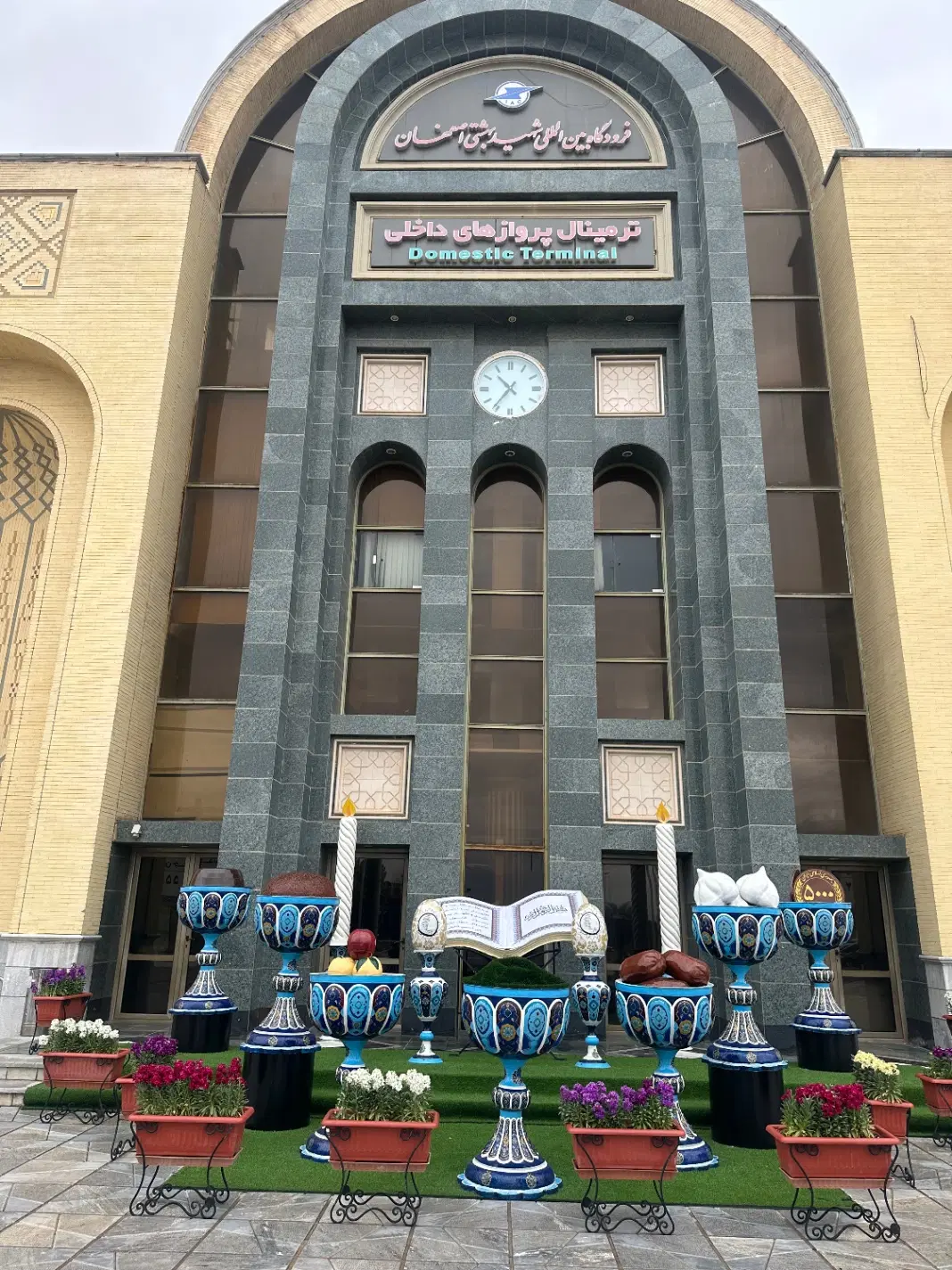 سوئیت اجاره ای  جهت انبار و مشاغل کم‌رفت و آمد