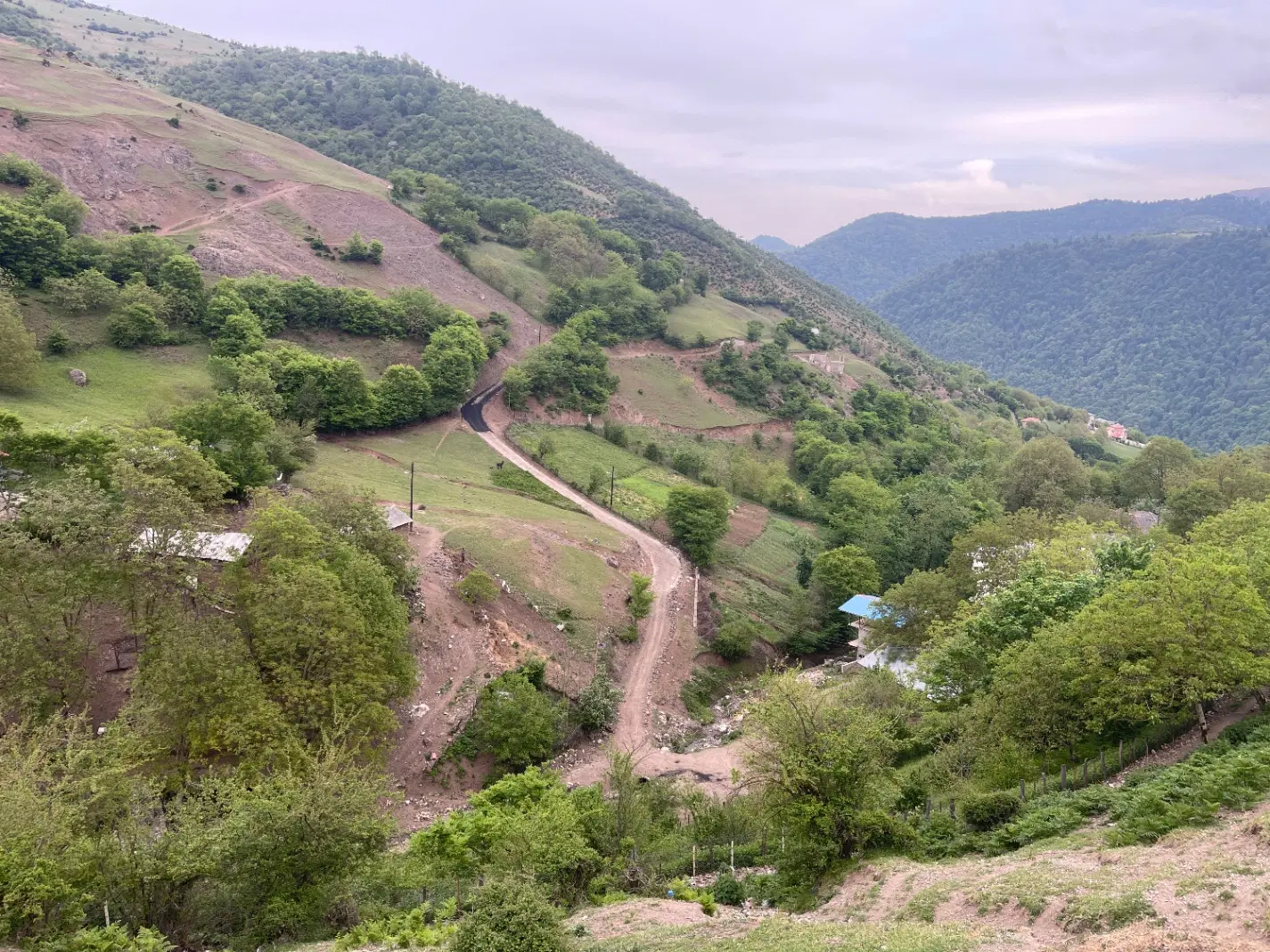 ۳۲۰ زمین مسکونی روستای ییلاقی ارده