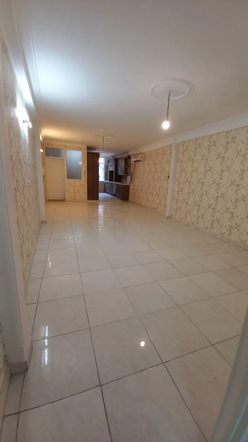 آپارتمان ۹۰ متری شیک شمیرانو