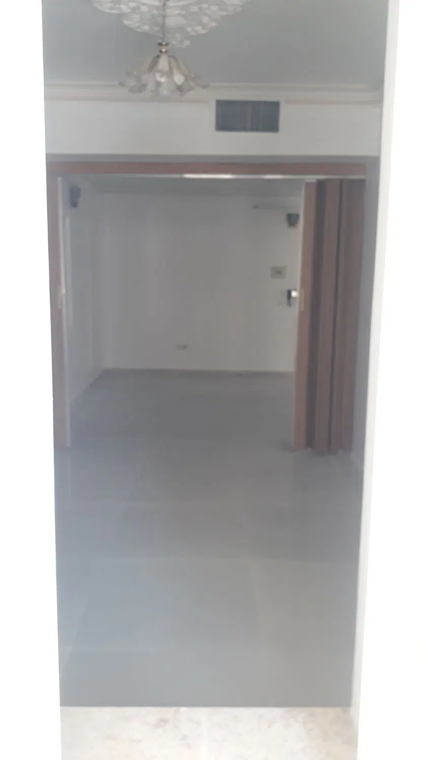 اجاره مغازه ۸۵ متری حاشیه ادیب