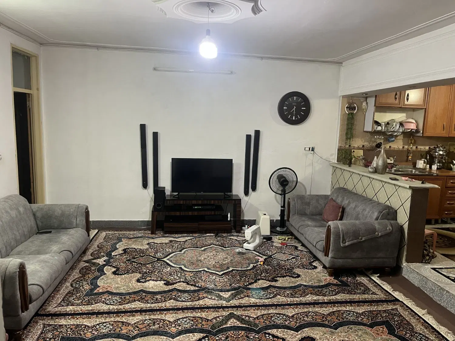 واحد فروشی