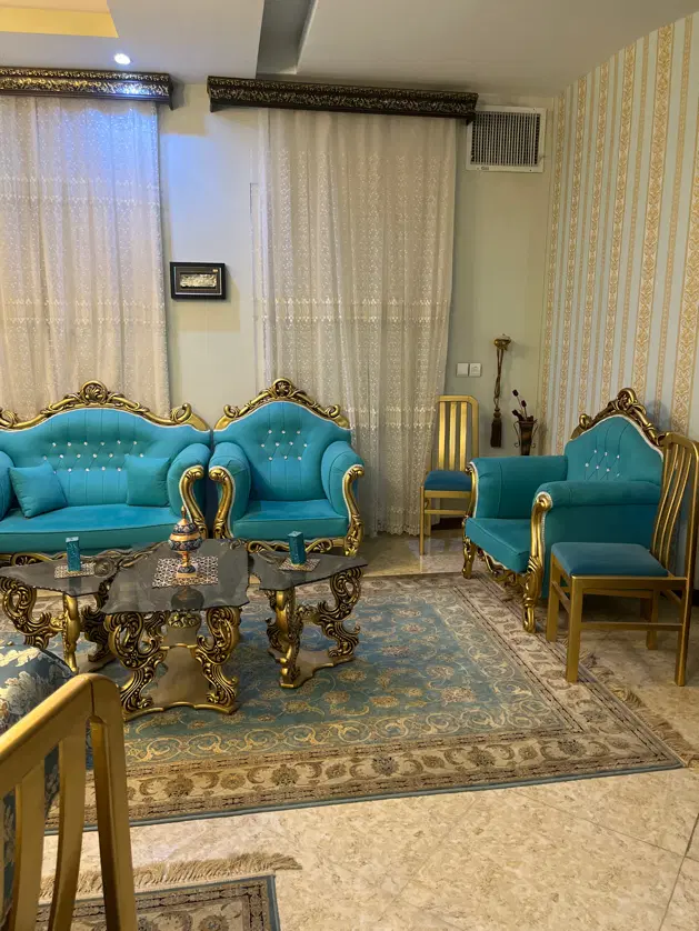 بیست و چهار آذر(۲۴ آذر) کوچه ۲۷ ، سه خواب