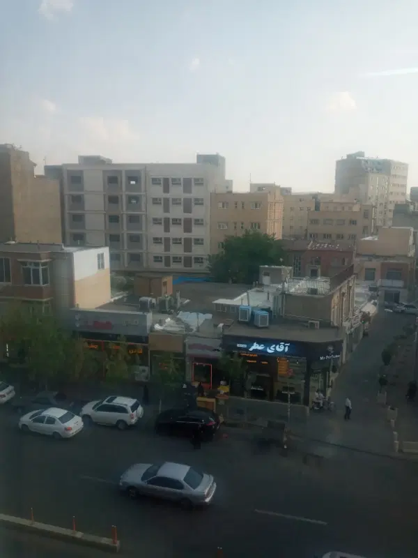 رهن واجاره اپارتمان شیک  و تمیز غرق در نور