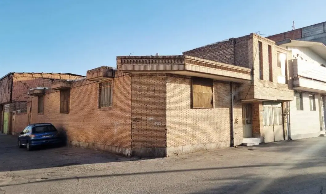 منزل ویلایی ۱۲ قصب جنوبی دونبش ابوذر شمالی کوچه ۳۰
