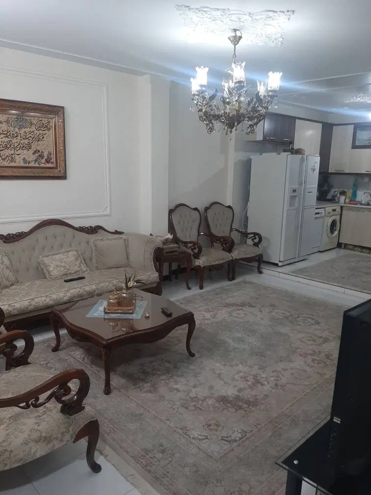 ۶۸ متر دوخواب با پارکینگ