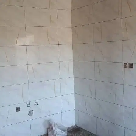 یک باب مغازه تجاری