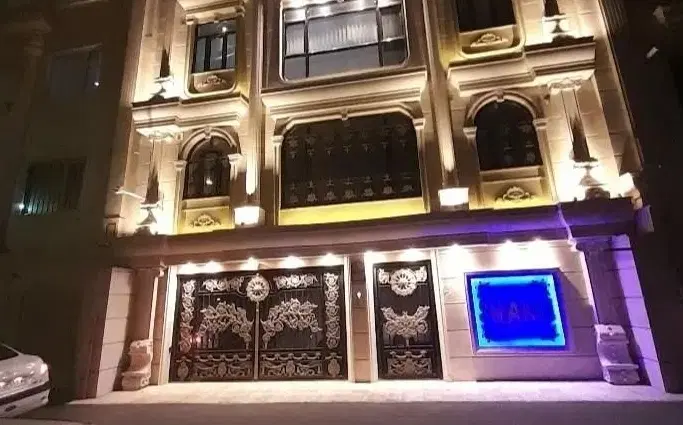 دربست ۲طبقه بنا شهرک حافظیه گرمایش پکیج