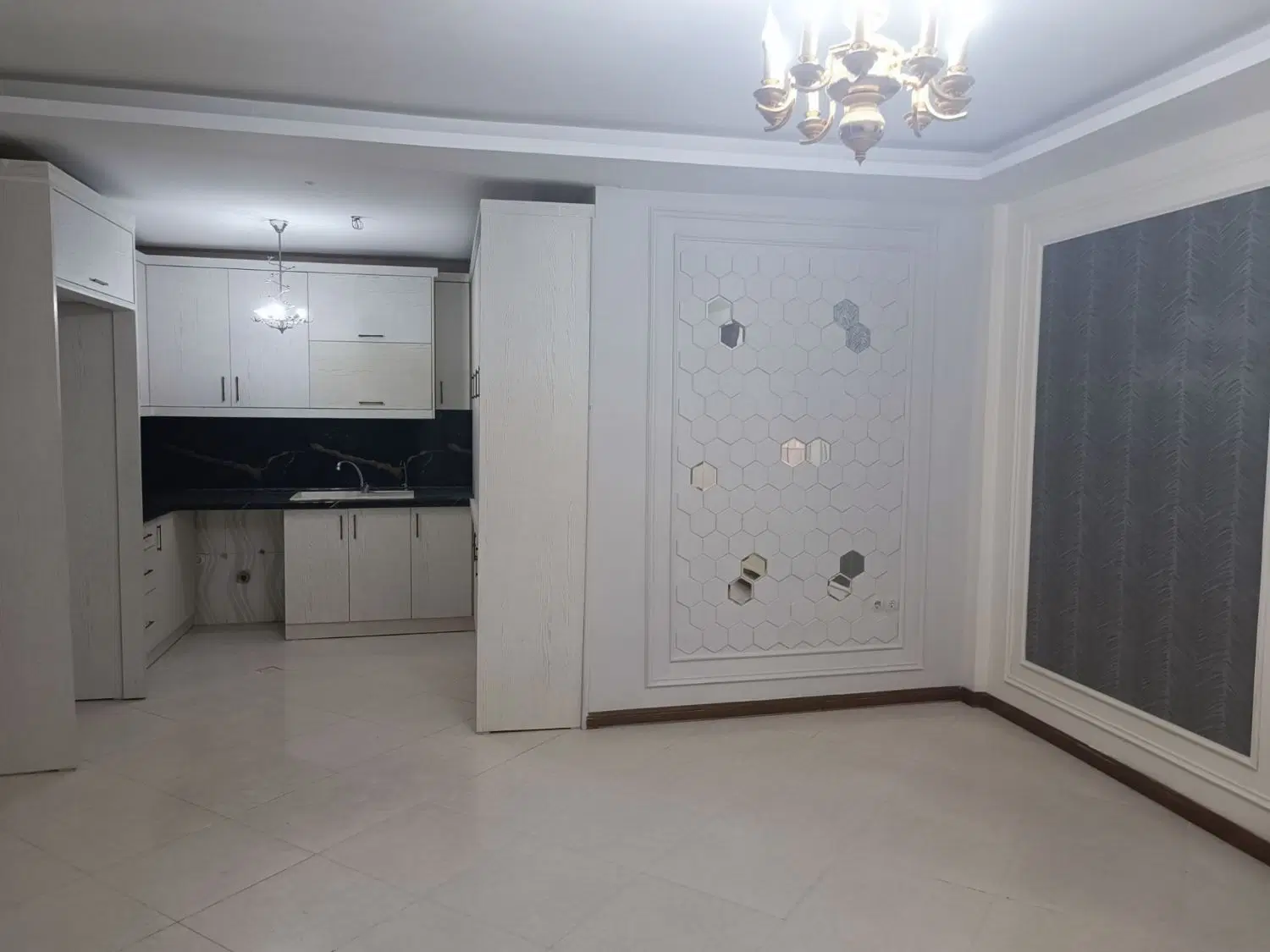 آپارتمان لاکچری جمهوری