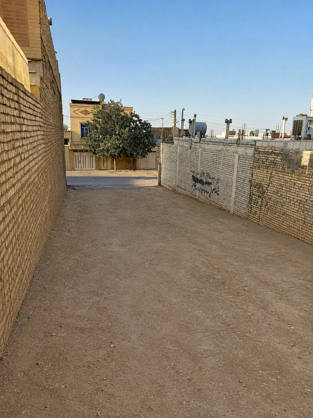 زمین مسکونی قهجاورستان