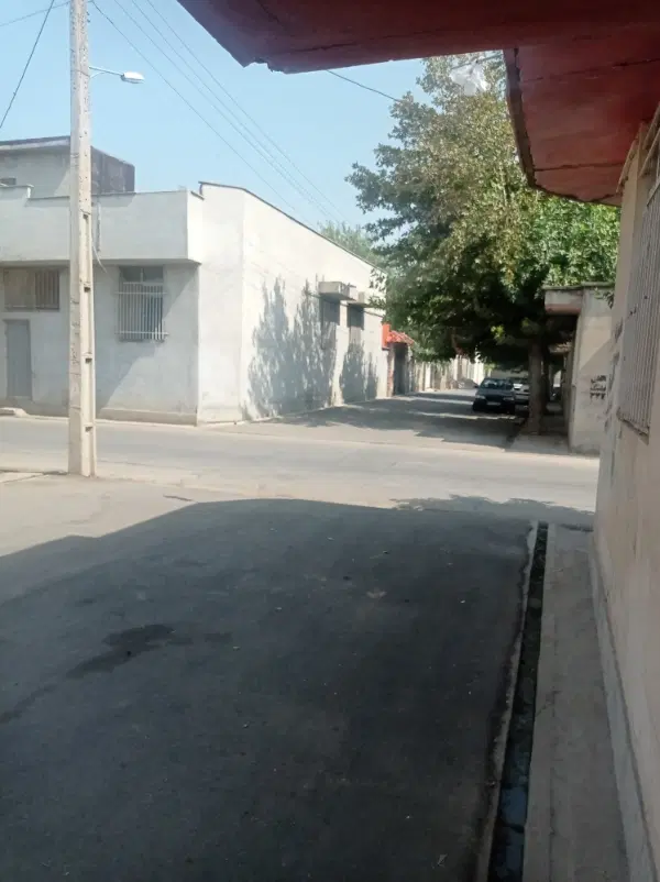 یک‌ باب مغاره تجاری خیابان‌دانش