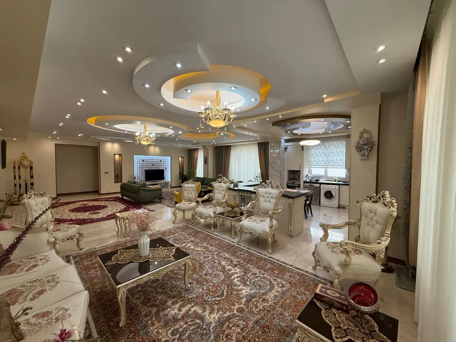 اپارتمان ۲۰۰ متری علامه شمالی