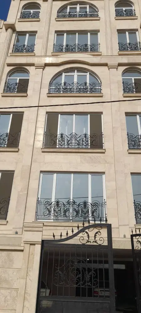 واحد۱۰۰متری شهید احمدی قیمت مناسب
