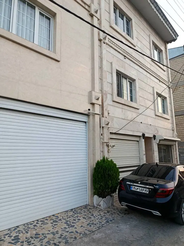 ویلایی دوبلکس بهمراه مغازه سه پارکینگ