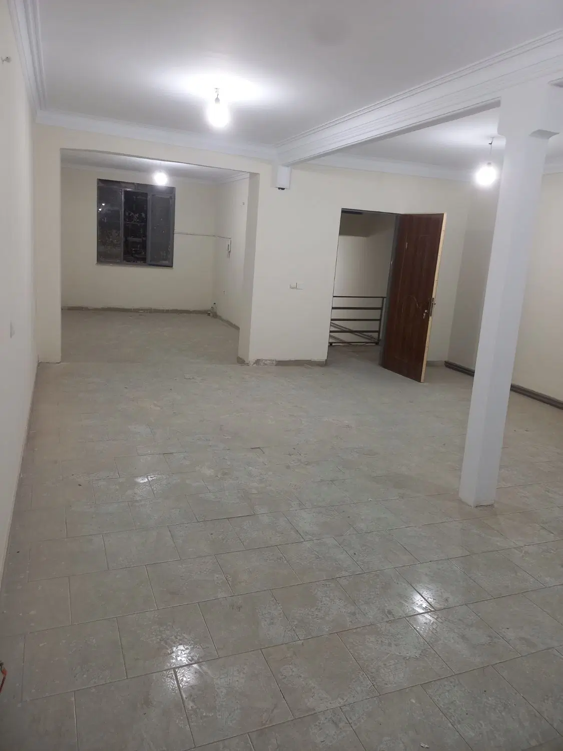 سالن جهت آرایشگاه زنانه بازسازی شده