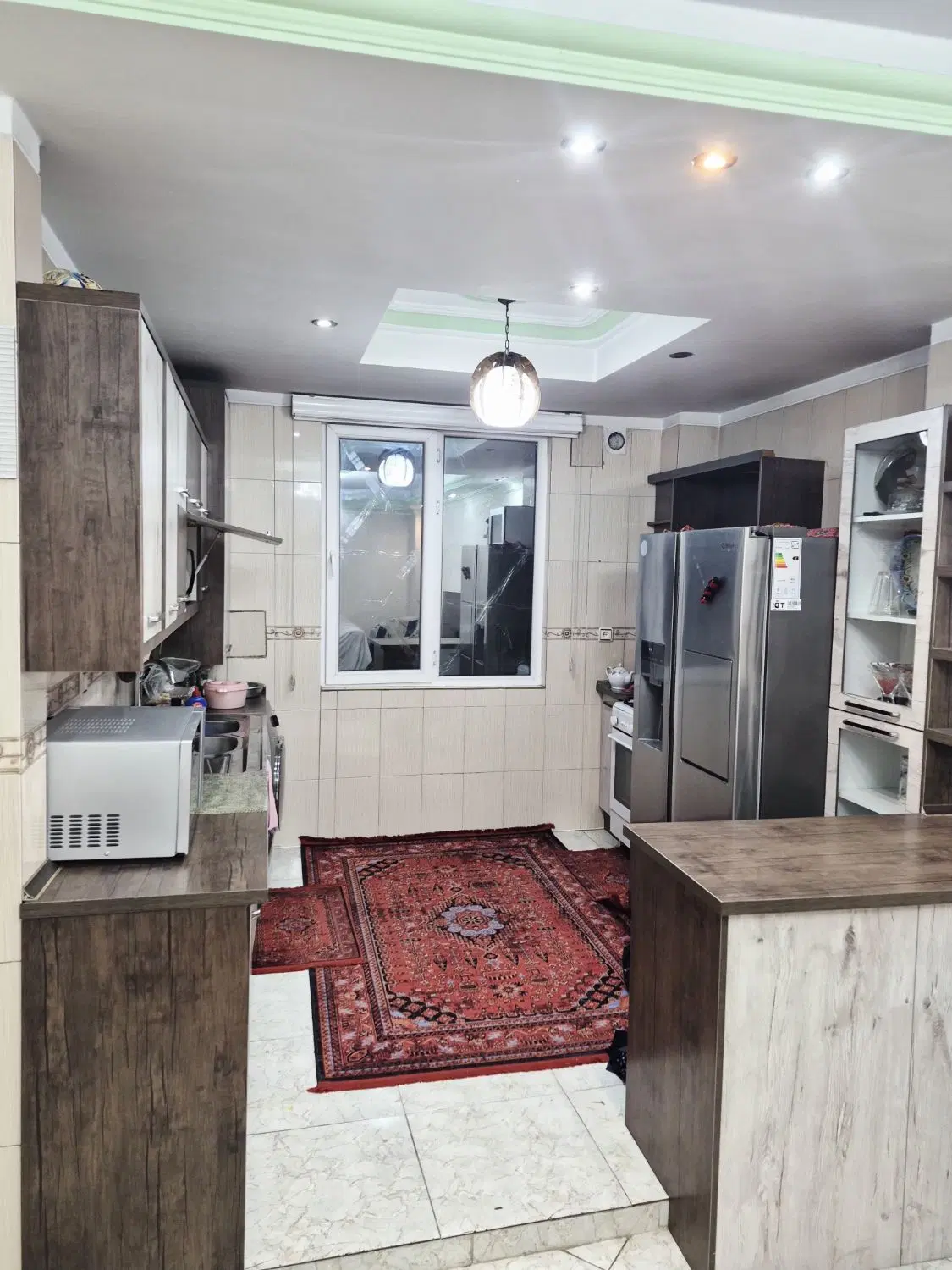 آپارتمان تک واحدی