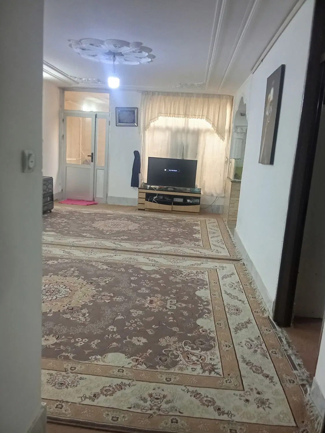 اجاره ویلایی زیر زمین ب۳خ،کرخه یک خواب۱۰۰با۱۰