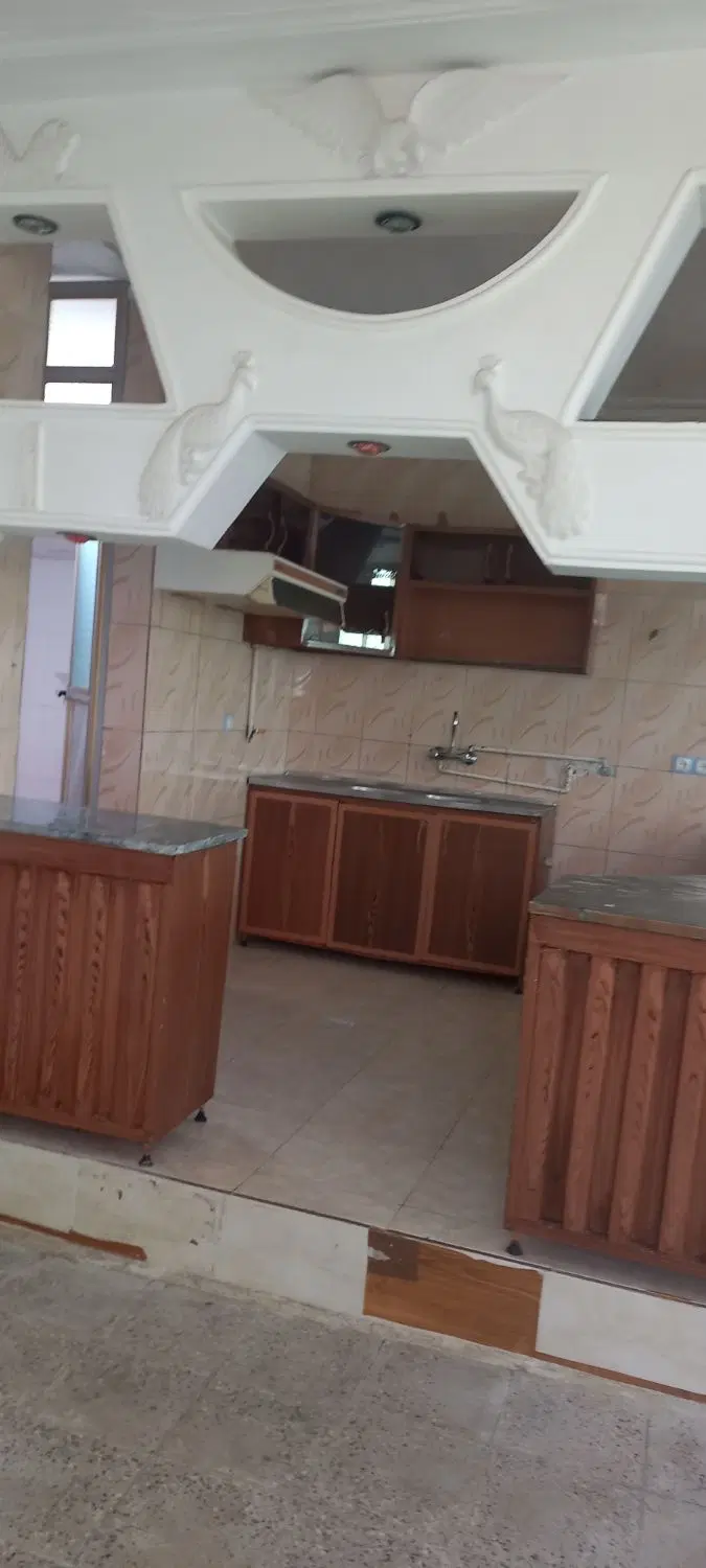 آپارتمان ۱۲۰متردوخواب فول امکانات