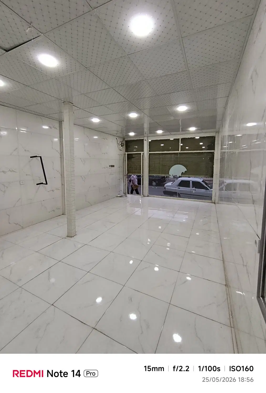 مغازه ۳۰ متری در خیابان اصلی اجاره مناسب