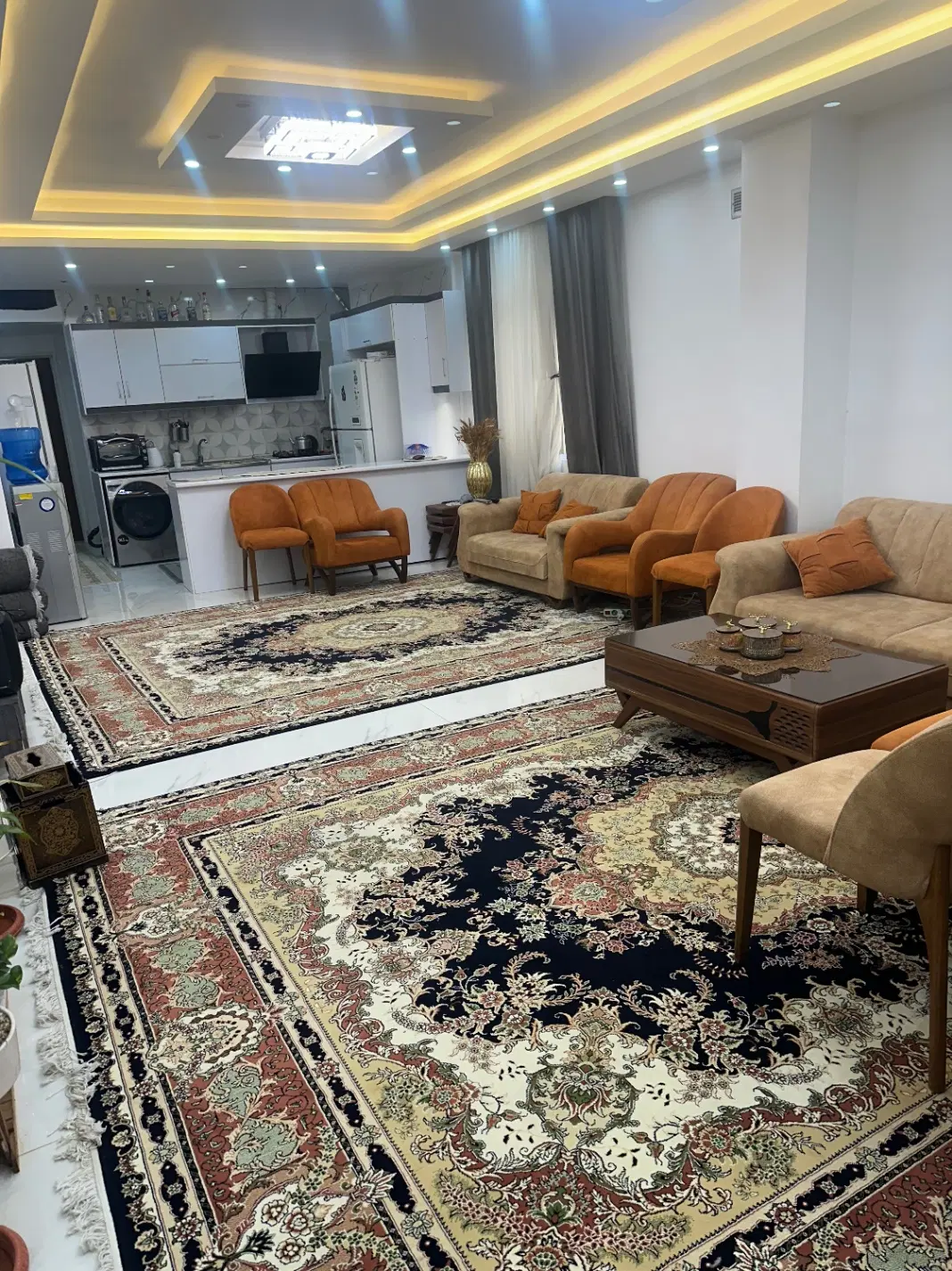 آپارتمان ۳ خواب با آسانسور توحیدشیرازی