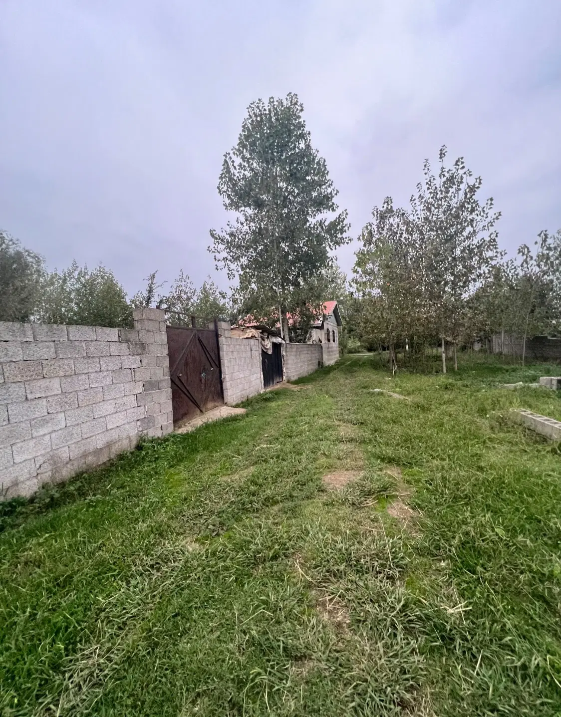 زمین مسکونی