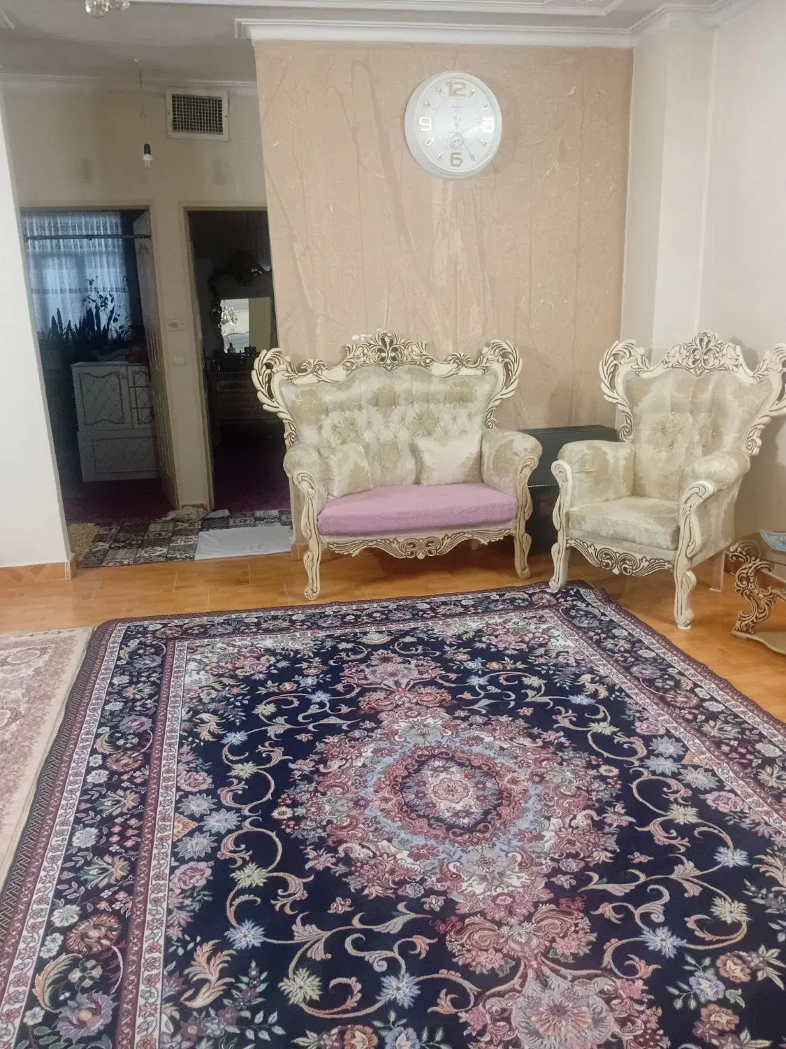 فروش آپارتمان ۹۰ متری گلستان