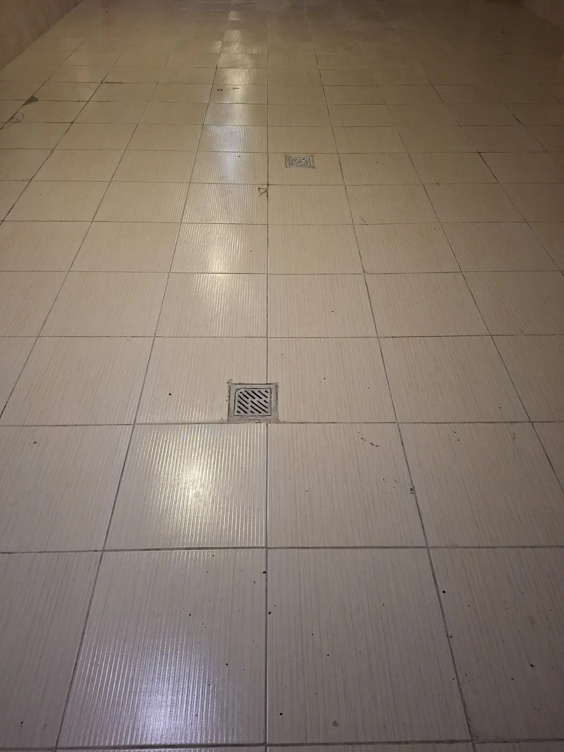 اجاره پارکینگ مسکونی جهت خودرو صفر