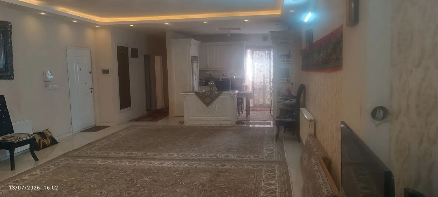 آپارتمان ۱۵۰ متری