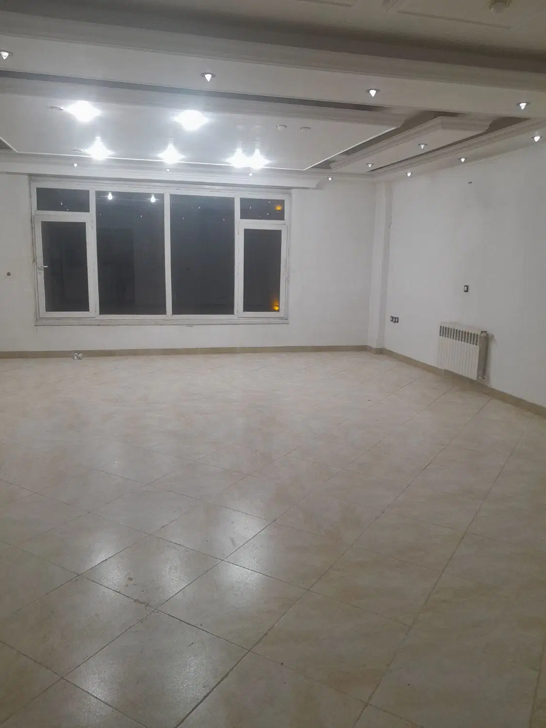 اپارتمان تک واحدی، دو خواب، خ سپه