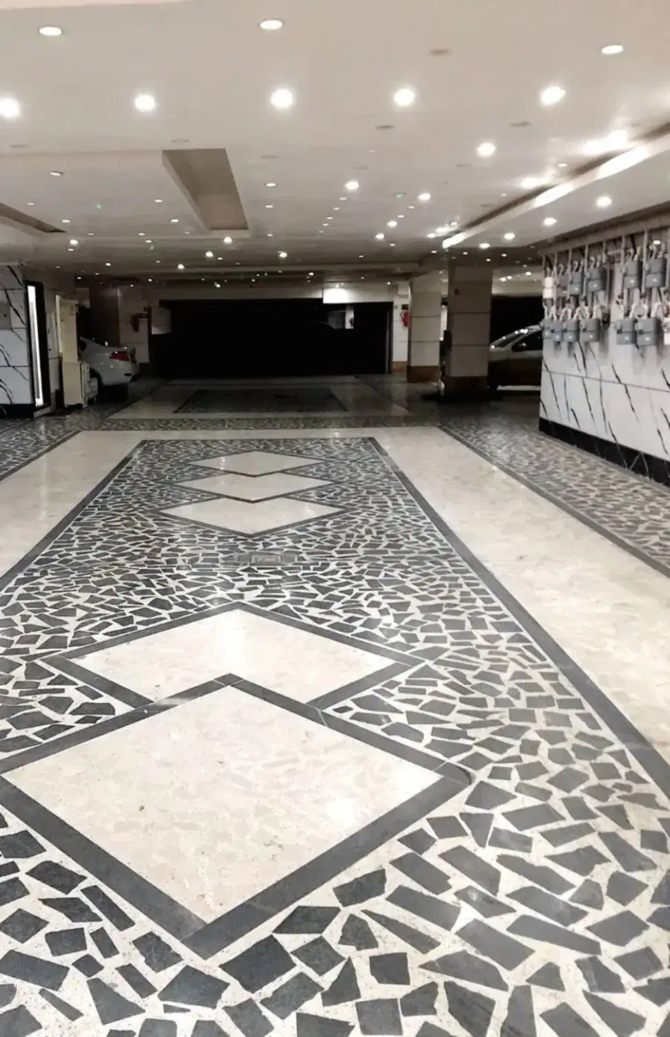 فروش واحد ۱۵۰ متری فول تاجداری _ پارکینگ اختصاصی