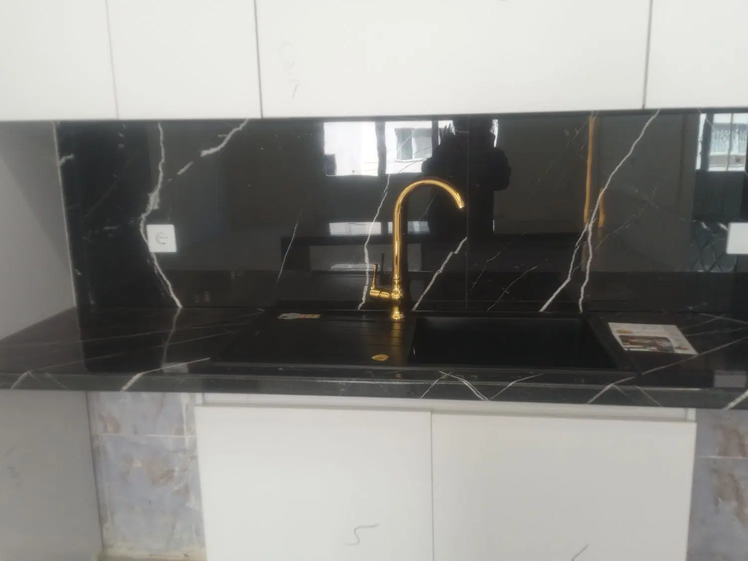 آپارتمان فول لاکچری ۱۰۰ متر ۲ خ ط اول فاز ۸ پردیس