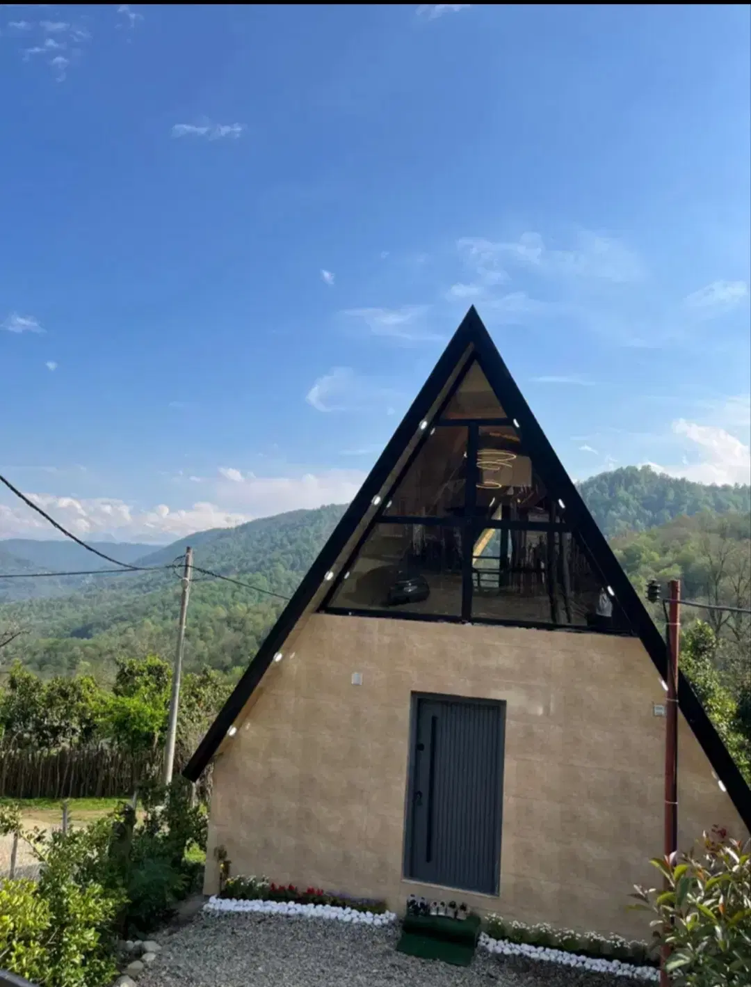 ویلا سوئیسی کلبه سوئیسی