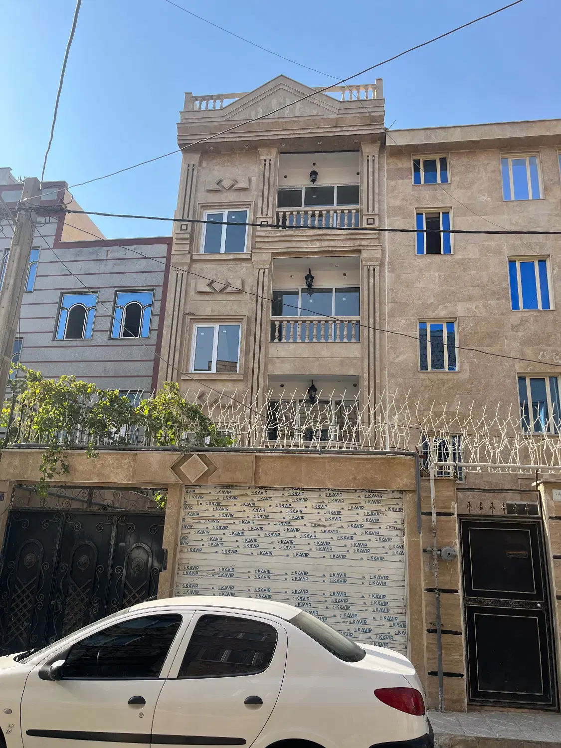 فروش خانه قلعه میر چهارطبقه کلیدنخورده(فروش یکجا)