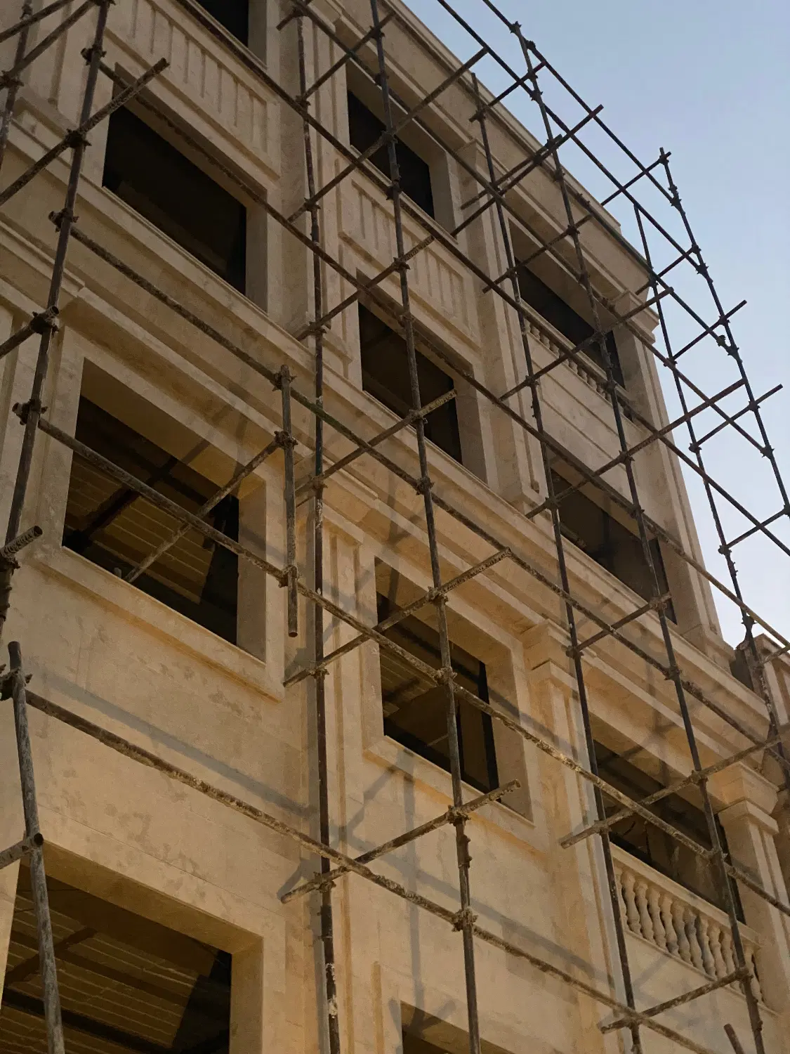 پیش فروش آپارتمان خیابان بهار_۱۱۰متری_تحویل۱۸ماهه