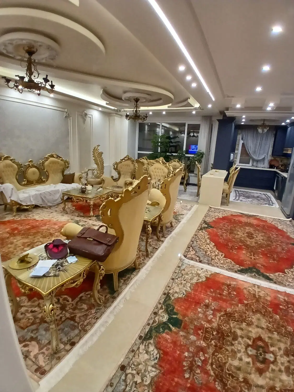 نوساز ۱۴۵ متری ۳ خواب فول تک واحدی