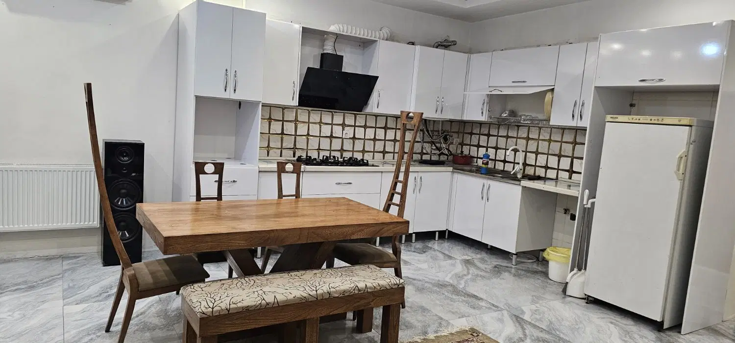اجاره باغ مدرن با نظافت تضمینی شهریار مالکم