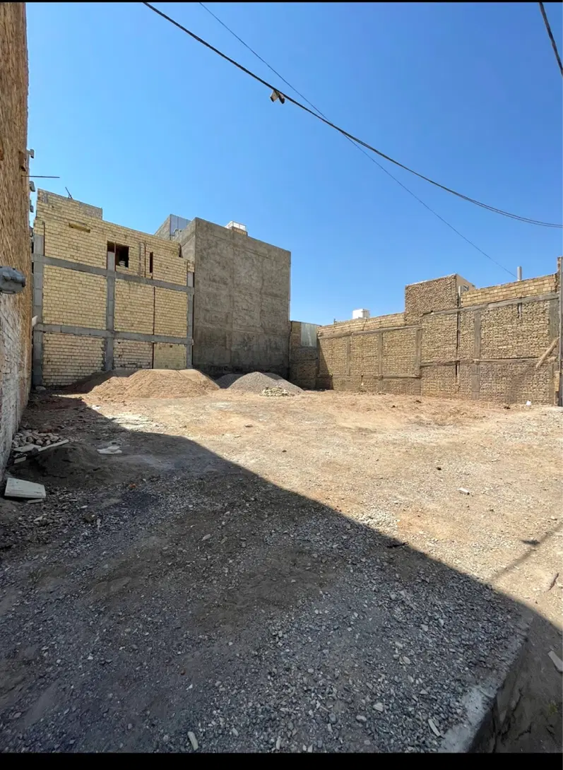 زمین ۲۰۰ متری شهرک فراز