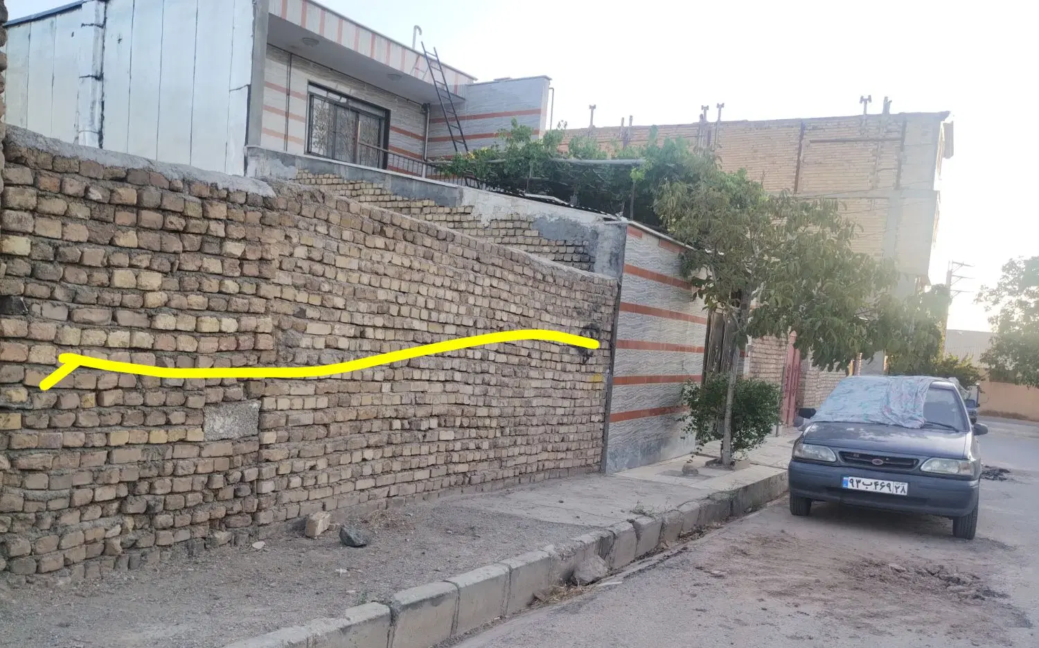 زمین مسکونی